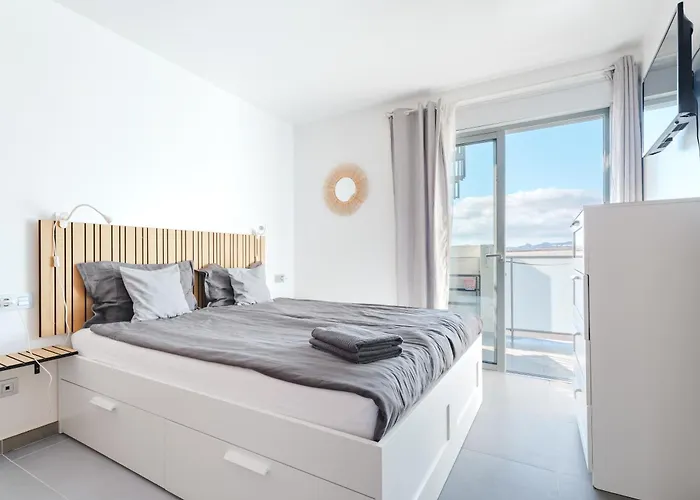 아파트 Ella La Tejita